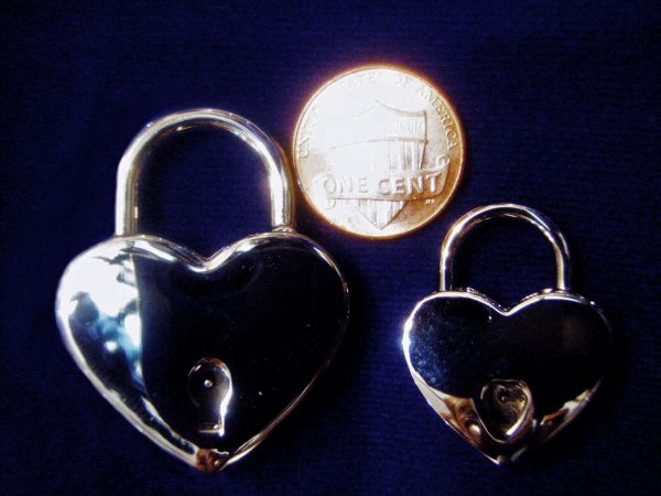 DV8™ HEART PADLOCK with Chrome Mirror Finish, great for Collars, Restraints, Cuffs or as a Pendant